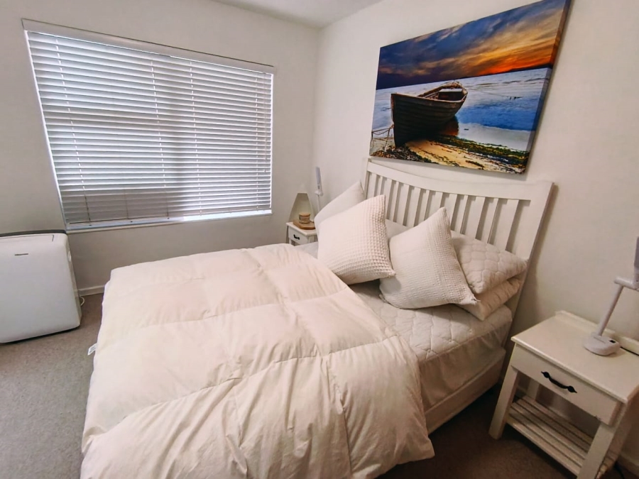 2 Bedroom Property for Sale in Hartenbos Central Western Cape